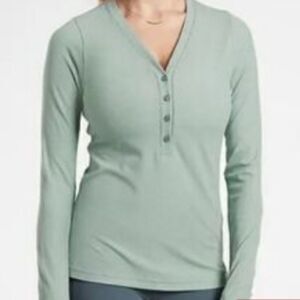 Athleta Ribbed Henley Uptempo Top Long Sleeves Green Size XL